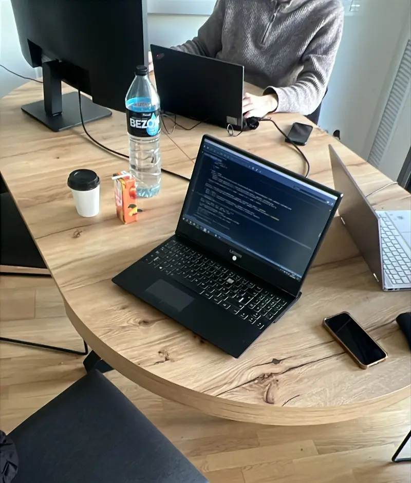 Oficina de Serenna — sesión de desarrollo